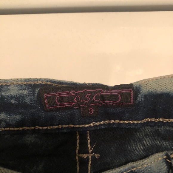 Juniors jeans NWT excellent condition. - Picture 2 of 5